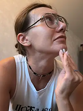 Fiona 12 online show from 23, 7, 2026