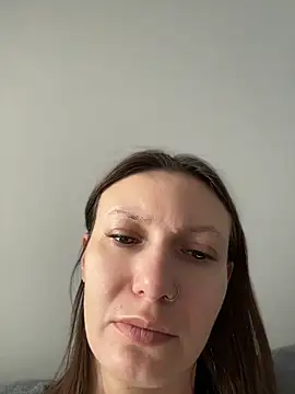 Fiona 12 online show from 25, 7, 2026