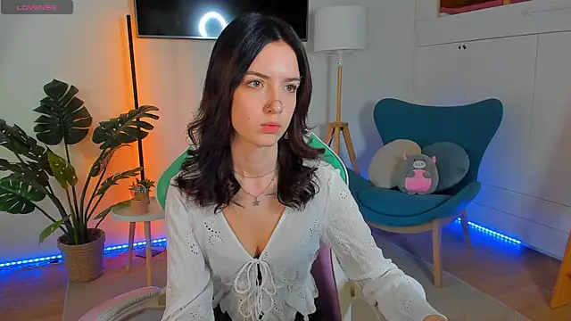 Snapshot of Alex_Shine chatting on 23, 7, 2026 Alex Shine online show from 23, 7, 2026