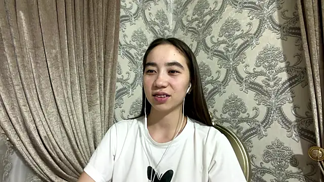 cocoSharms online show from 19, 7, 2026