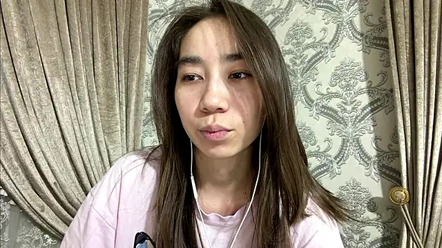 cocoSharms online show from 21, 7, 2026