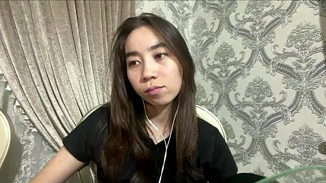 cocoSharms online show from 28, 7, 2026
