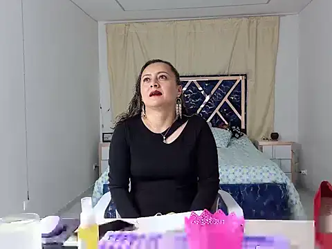 Cristalsexy25 online show from 18, 7, 2026
