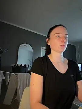 Snowhiite online show from 19, 7, 2026