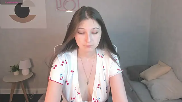Ella Barn online show from 25, 7, 2026