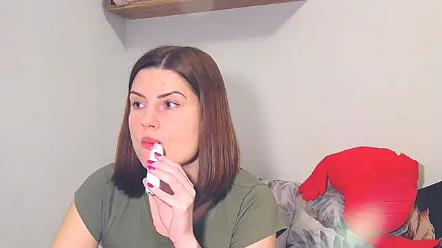 alisenties online show from 13, 3, 2025