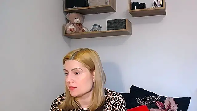 alisenties online show from 11, 3, 2026