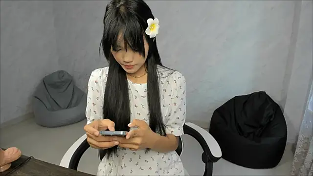 KarliMon online show from 24, 7, 2026