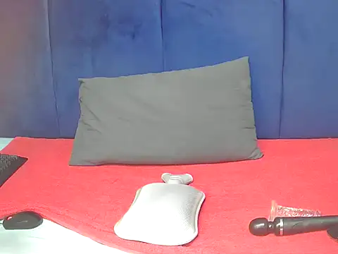 Serafyynxo online show from 24, 7, 2026