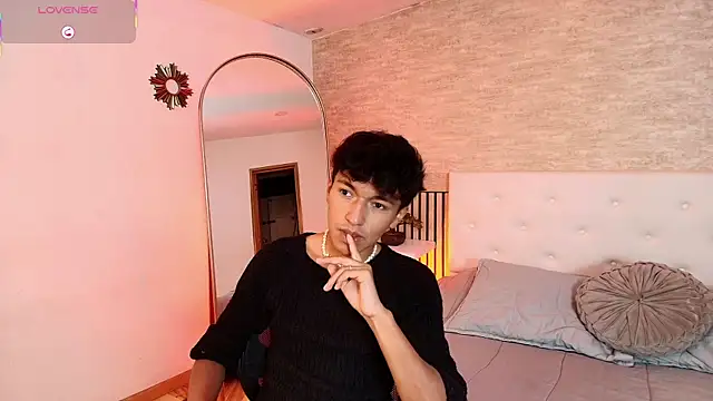 alex santoss online show from 24, 7, 2026