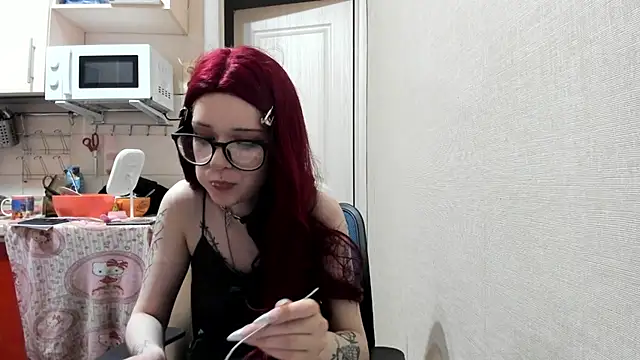 Honey Mollyy online show from 18, 7, 2026