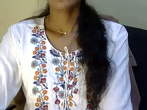 Snapshot of Hayat_K chatting on 22, 7, 2026 Hayat K online show from 22, 7, 2026