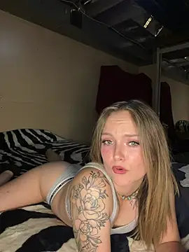 CandaceMarie online show from 17, 7, 2026