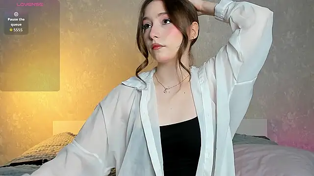 LunaBun online show from 19, 7, 2026