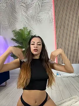 ZaraFuckDoll online show from 25, 7, 2026