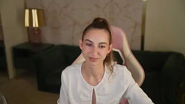Lisa Kiss054 online show from 18, 7, 2026