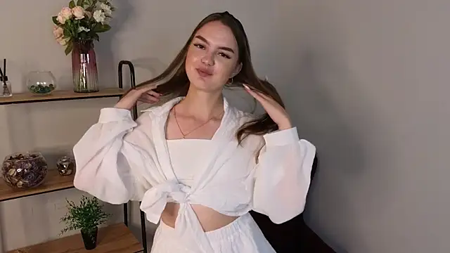 Nicole Keller online show from 26, 7, 2026