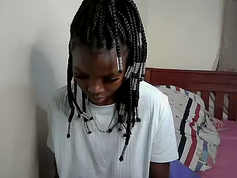 queen zuri01 online show from 18, 7, 2026