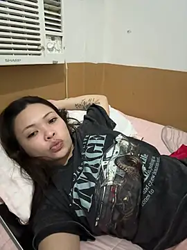 sweet pinay143 online show from 25, 7, 2026