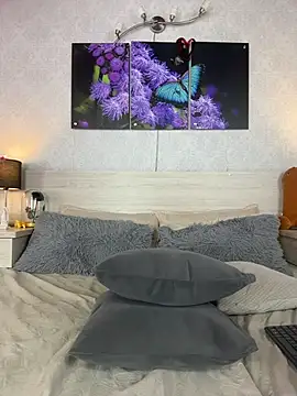 LilieSnow online show from 28, 7, 2026