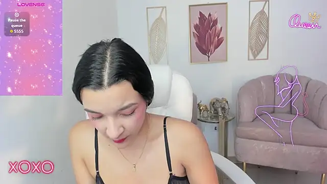 kiara wren online show from 25, 7, 2026