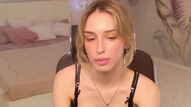 Eva Mitchell online show from 19, 7, 2026