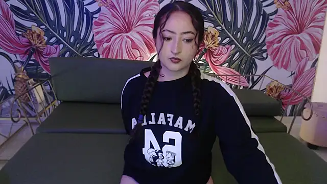 Snapshot of Rebeca_dreams chatting on 17, 7, 2026 Rebeca dreams online show from 17, 7, 2026