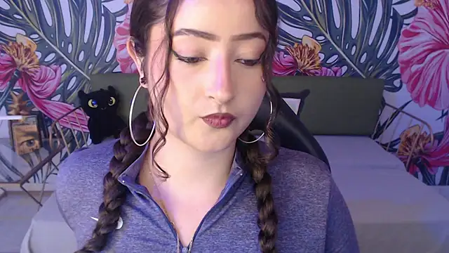 Snapshot of Rebeca_dreams chatting on 23, 7, 2026 Rebeca dreams online show from 23, 7, 2026