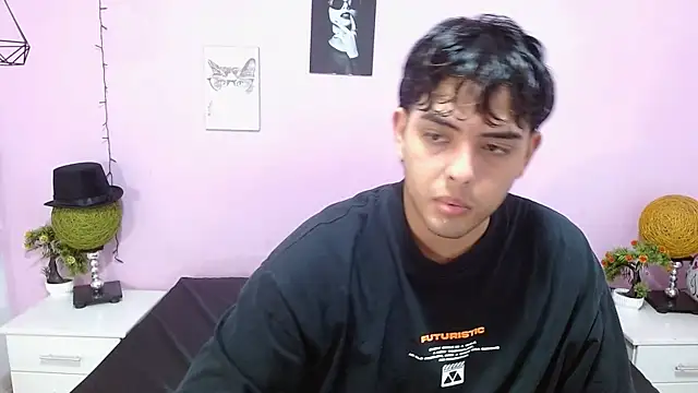 zayne lyon online show from 18, 7, 2026