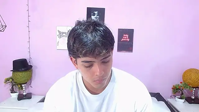 zayne lyon online show from 27, 7, 2026