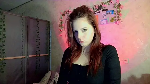 EvaShinee online show from 24, 7, 2026