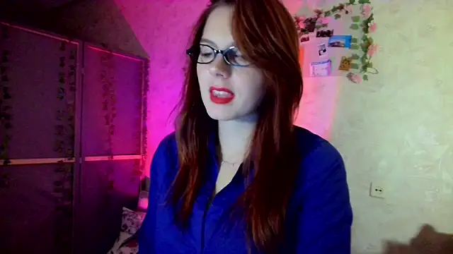 EvaShinee online show from 28, 7, 2026