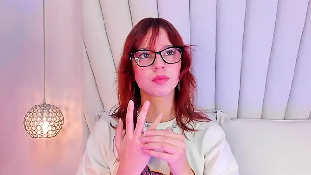 Scarlett smith 33 online show from 21, 7, 2026