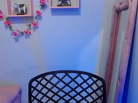 LatinBrunette1 online show from 24, 7, 2026