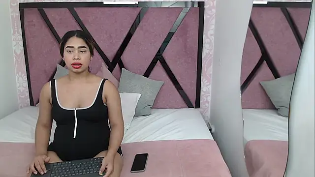 TifanyWest online show from 29, 7, 2026