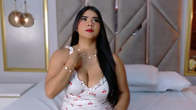Lily-Rose- online show from 22, 7, 2026