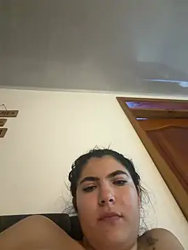 cloe bella online show from 24, 7, 2026