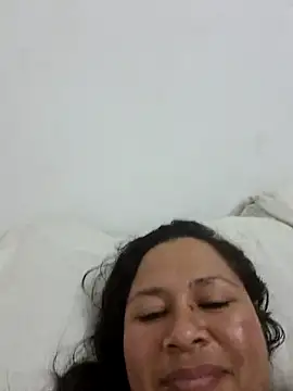 JhoanaHernandez online show from 26, 7, 2026