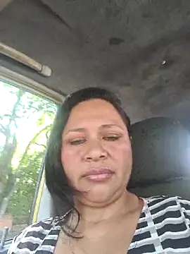 JhoanaHernandez online show from 28, 7, 2026
