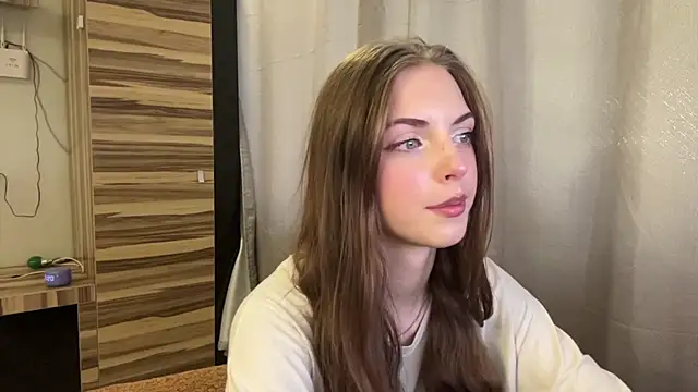 Clara kitty online show from 17, 7, 2026