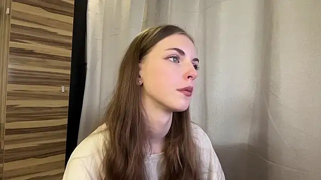 Clara kitty online show from 25, 7, 2026