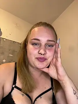 Laylaa Rose online show from 28, 7, 2026