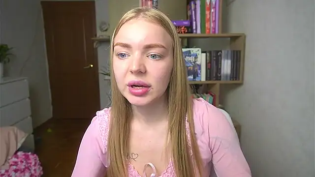 Snapshot of Emilyemmi chatting on 28, 7, 2026 Emilyemmi online show from 28, 7, 2026