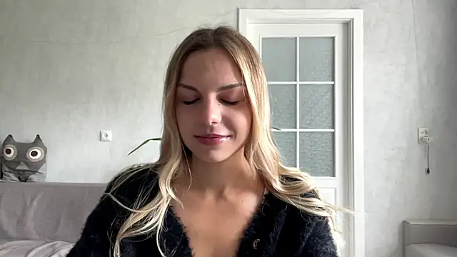 LaraineDomebo online show from 20, 7, 2026