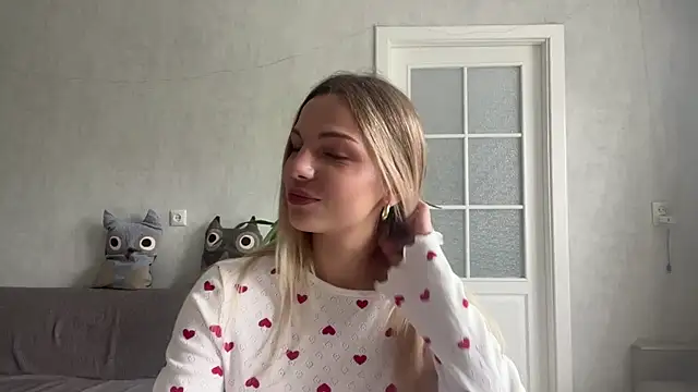 LaraineDomebo online show from 23, 7, 2026