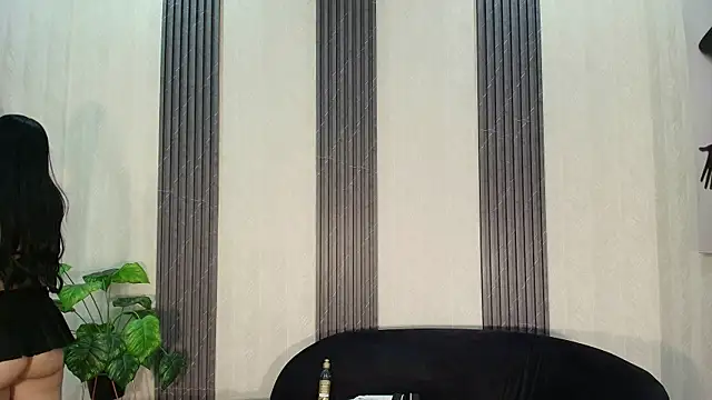 Marian Lux online show from 23, 7, 2026