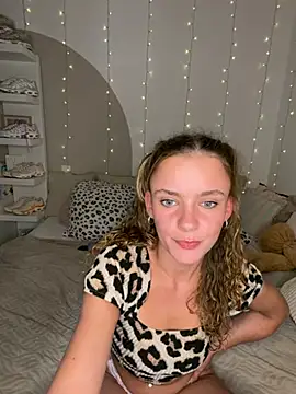 Stella Rosee online show from 19, 7, 2026