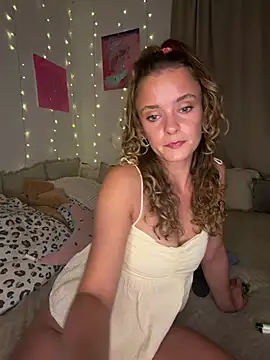 Stella Rosee online show from 23, 7, 2026