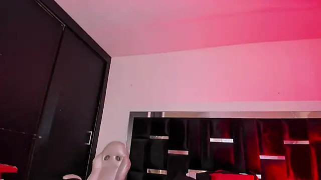 miss yissell online show from 28, 7, 2026