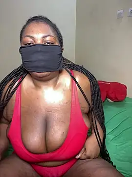 Suzzylove26 online show from 25, 7, 2026